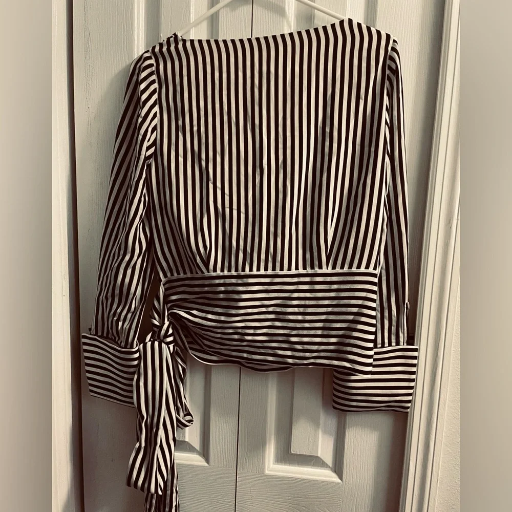 Alice + Olivia striped silk tie blouse, small - Picture 9 of 9